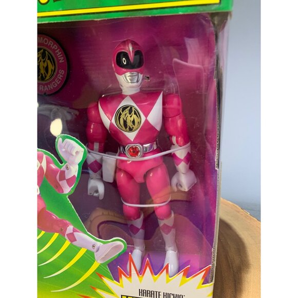 1994 Bandai Mighty Morphin Power Rangers Deluxe Karate Action Kimberly 8" Figure - Picture 2 of 7